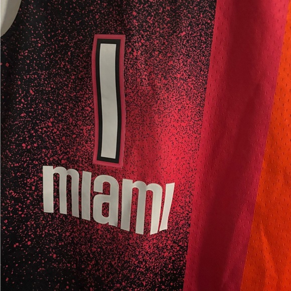 Mitchell & Ness Miami Heat Chris Bosh #1 Jersey
(59) - Picture 2 of 6